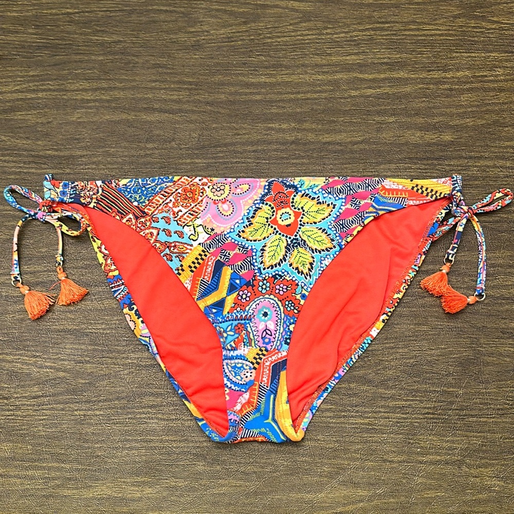 Bikini bottoms, multi color. Size 12